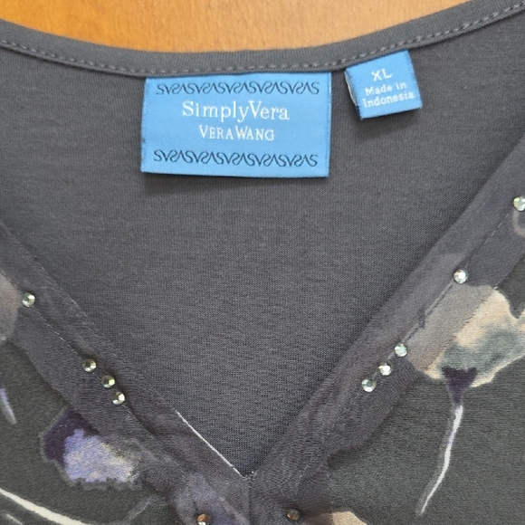 Simply Vera Vera Wang Floral V-Neck Blouse - Black and White - Picture 2 of 8